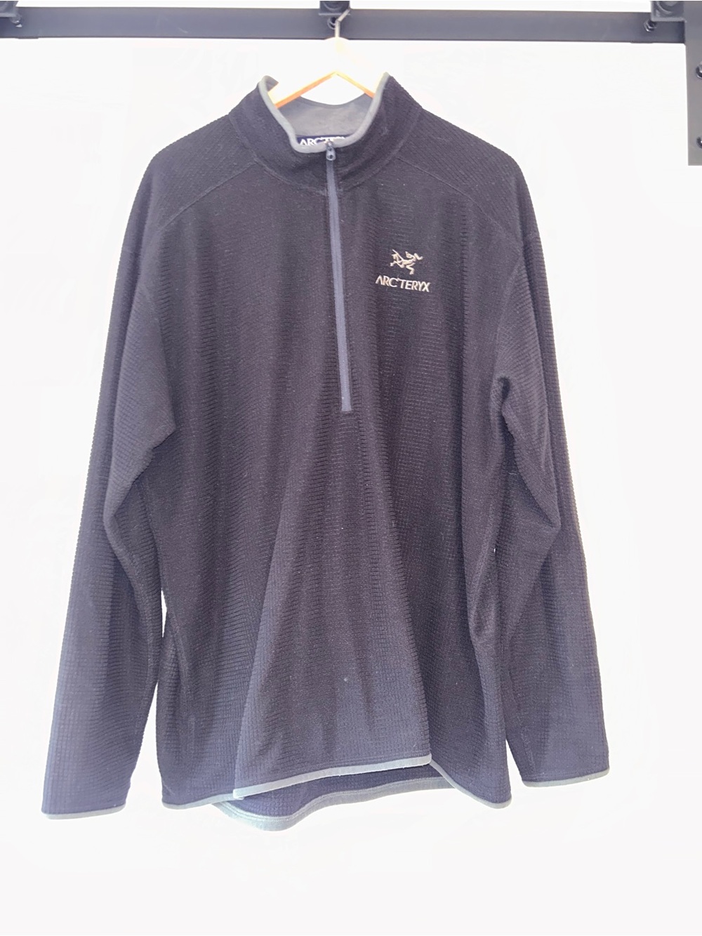 Arc'teryx Men’s Black Quarter-Zip Fleece Pullover